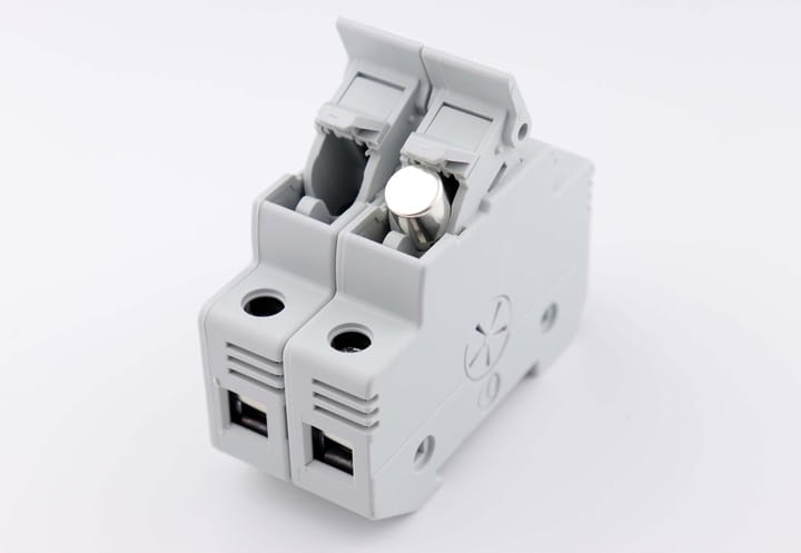 PODSTAWA BEZPIECZNIKOWA MODUŁOWA ROZŁĄCZNIK DC 2P 1000V 32A 10x38 VCX