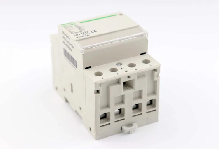 STYCZNIK MODUŁOWY 63A 3P CEWKA 230V 4 STYKI 3-FAZ