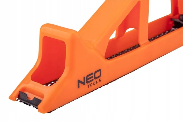 ZDZIERAK TARNIK FAZOWNIK SKROBAK DO PŁYT G/K 250mm STRUG RĘCZNY NEO
