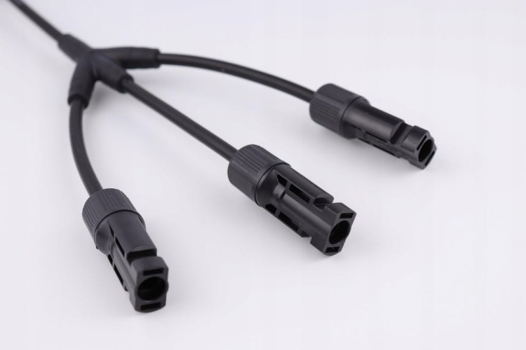 ZŁĄCZE KONEKTOR POTRÓJNY RÓWNOLEGŁY IP67 + -