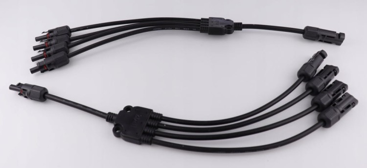 ZŁĄCZE KONEKTOR CZWÓRNIK RÓWNOLEGŁY IP67 + -